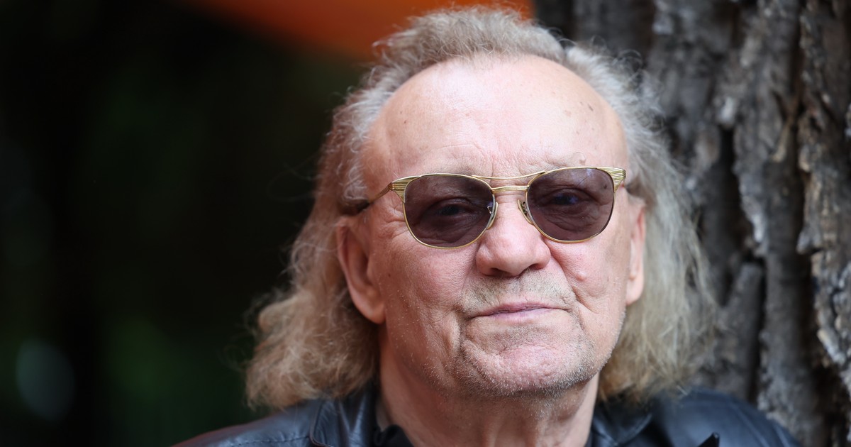 „Szeretném még jó sokáig látni a kis unokámat!” – 77 éves lesz Charlie, óriási bulival ünnepli meg a nagy napot