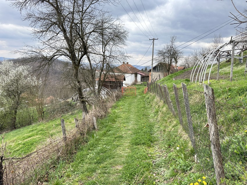 Ovo je kuća u kojoj je Sanela ubila muža 