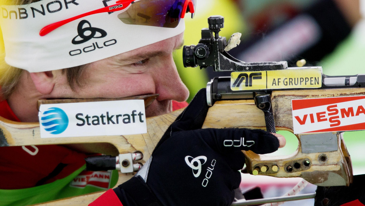 Norweski biathlonista Emil Hegle Svendsen zaszokował norweskie środowisko sportowe, kiedy stwierdził na antenie telewizji, że najbardziej utytułowany zawodnik tej dyscypliny Ole Einar Bjoerndalen jest już za stary i już nigdy nie powróci na mistrzowski szczyt.