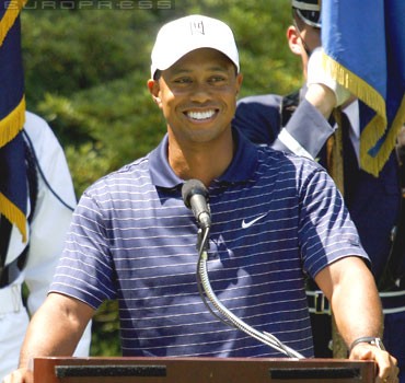 28319_tiger-woods-szexfuggo-sl-d0001A9E23803d61d9294