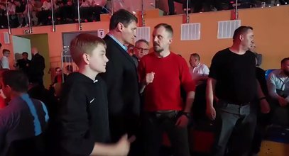 Młody fan podszedł do Gołoty na gali. Ten dał mu szybką lekcję. Na nagraniu widać wszystko