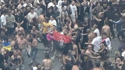 Skandal na Stadionie Narodowym! Flaga UPA w tłumie, poseł grzmi: „Precz z Polski!”