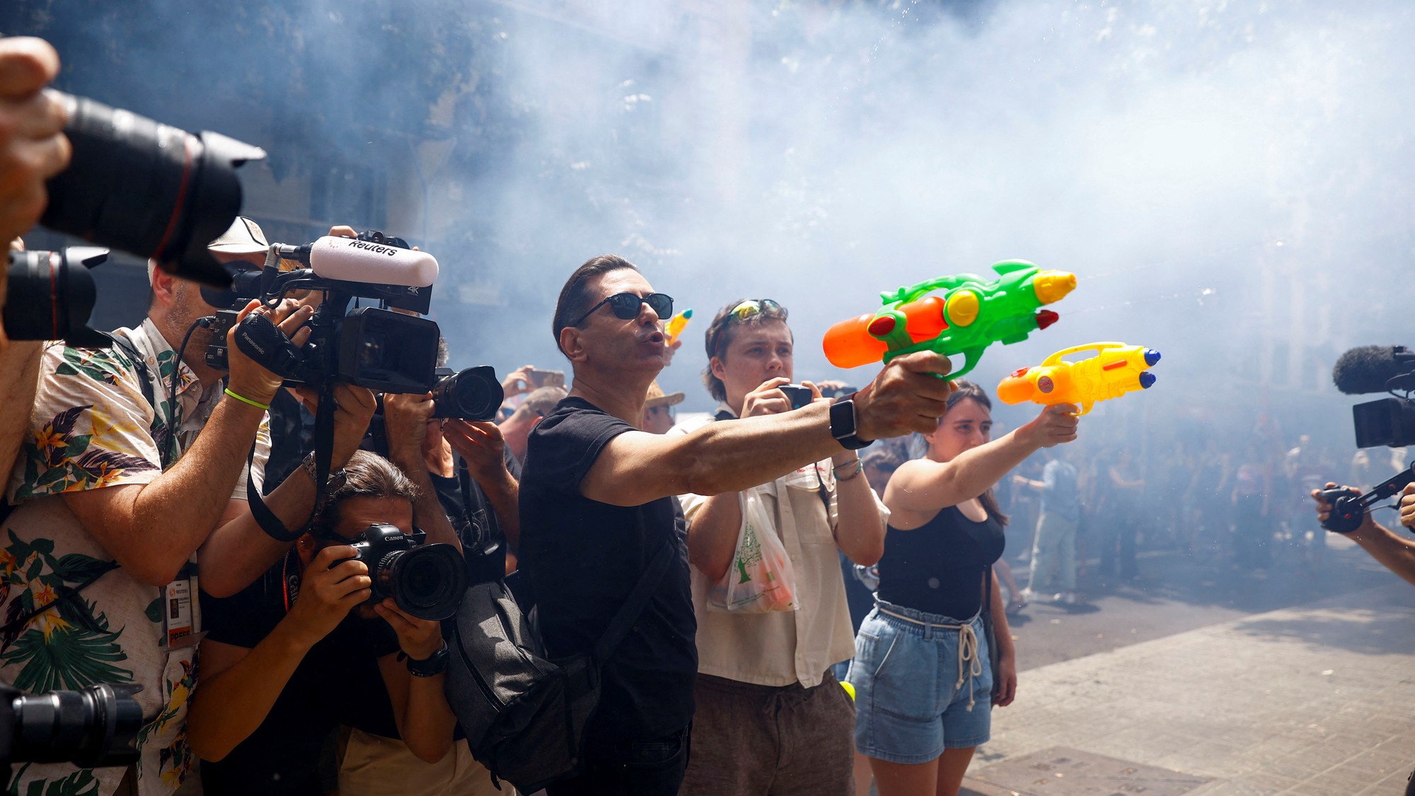 Protesty proti masovému turizmu v Barcelone.