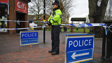 "FT": rząd Wielkiej Brytanii musi stanowczo zareagować na atak na Skripala