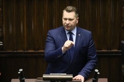 Powrót ósmoklasistów i maturzystów do szkół? Kiedy decyzja? Czarnek zabrał głos