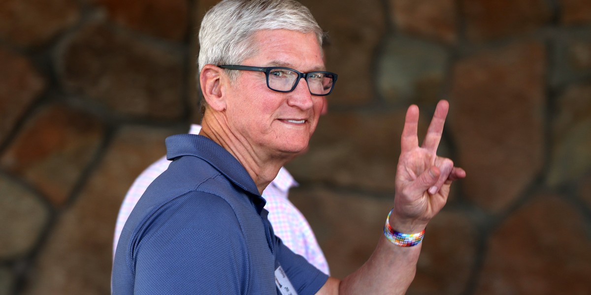  Tim Cook z Apple’a wstaje nawet o 3:45, choć częściej o 4:30. 