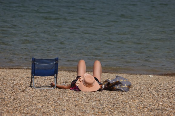 Prva nudistička plaža u Beogradu postojala samo 3 dana! "Dok ih nisu rasterali, a oni gologuzi bežali ne stigavši da pokupe odeću! Umalo se utopili"