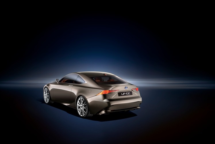 Lexus LF-CC