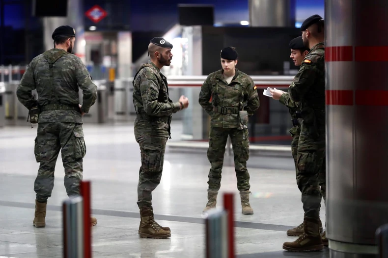 Vojska je i na ulicama Španije