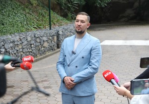 Uroš Živković krsti sina