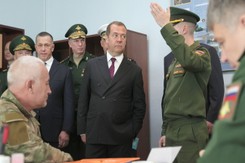 Miedwiediew: Rosji nie pozostaje nic innego. Będzie gorzej niż w 1945 r.