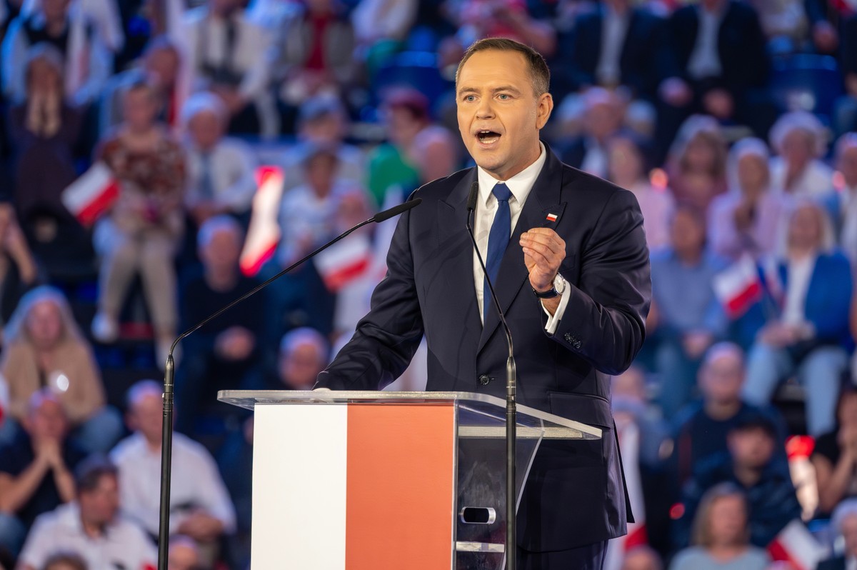 Czy Karol Nawrocki będzie niezależny od PiS? Oto co sądzą Polacy [SONDAŻ]