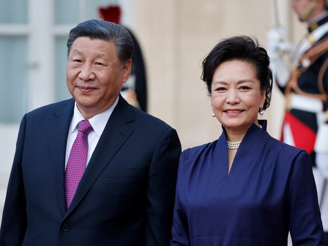 Si Đinping i Peng Lijuan