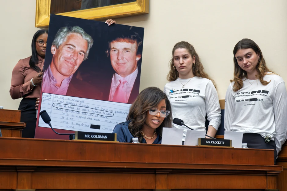 Republikanka Džezmin Kroket postavlja pitanje Pem Bondi tokom saslušanja u Kapitolu 11. februara
