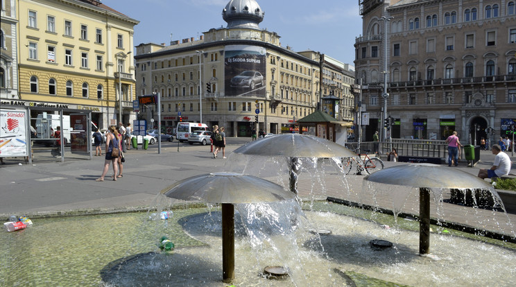 Kiírta a tendert a Blaha Lujza tér felújításának tervezésére a BKK / Fotó: MTI -Róka László