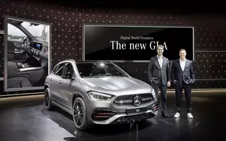 Nowy Mercedes GLA - pierwsza cyfrowa premiera