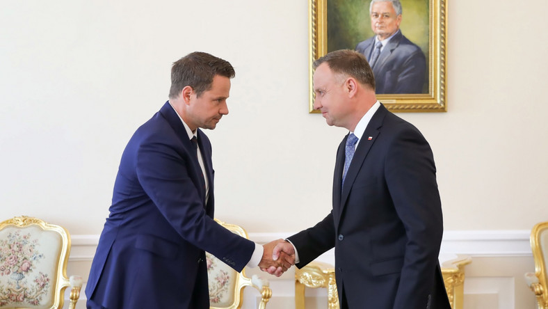 Prezydent Andrzej Duda i prezydent Warszawy Rafał Trzaskowski