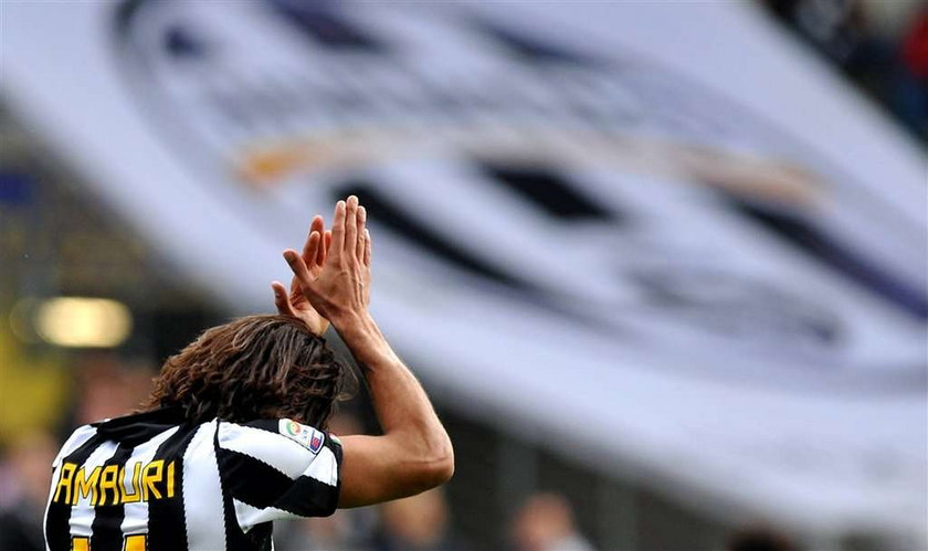 Kibic Juventusu chciał sprzedać piłkrza na ebay'u