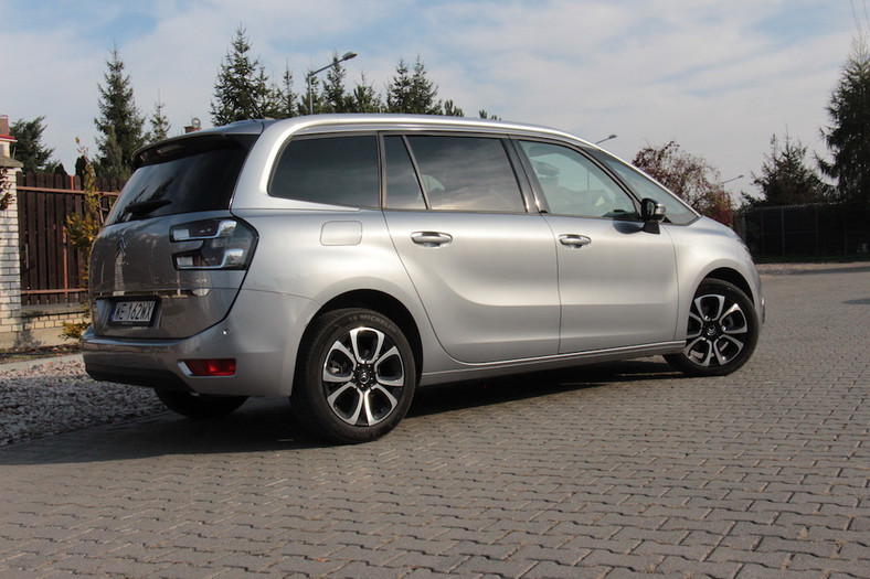 Citroen Grand C4 SpaceTourer – idealny na rodzinne podróże