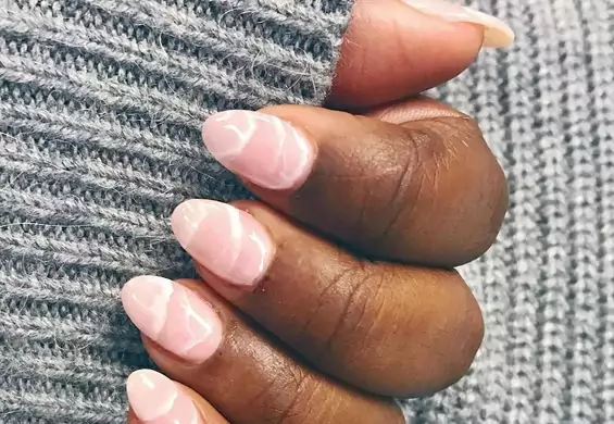 ​Kwarcowy manicure, to różowy trend, który może konkurować z rose gold?