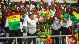 Nigerians attack Ghanaian supporters after World Cup elimination – Video 