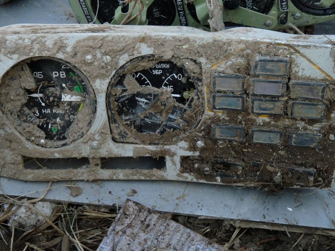 Wskaźniki położenia statecznika poziomego i steru wysokości...