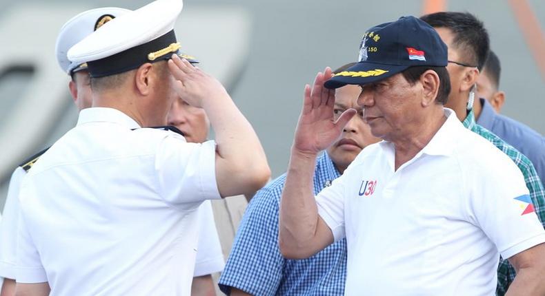 Philippine President Rodrigo Duterte tours a Chinese naval ship in Davao city, southern Philippines, May 1, 2017.