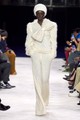 Balmain FW23 – Masnik minden mennyiségben. Legyenek aprók vagy éppen túlméretezettek, a hajunkban vagy a felsőnkön, garantáltan fel fogják dobni a szürkülő hétköznapokat!