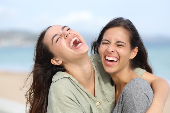 Smeh i humor nisu samo kratkotrajni beg od briga, pokreću niz pozitivnih procesa u telu koji štite od bolesti