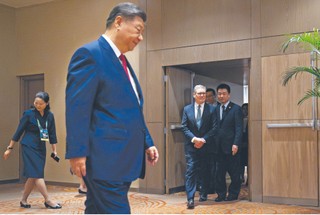 Chiny i wspólnicy: cicha ofensywa