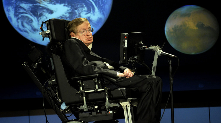 Stephen Hawking, a nagytekintélyű elméleti fizikus szinte teljesen lebénult az ALS nevű betegség miatt. Csak a szemmozgását követő számítógép segítségével tudott kommunikálni, és percenként körülbelül két szót mondhatott ki egy hanggenerátor segítségével. Az Unbabel azt állítja, hogy a Halo jelenleg percenként 20 szóra képes, és ezt a számot szeretné akár 150-re növelni. Mivel az emberek maximum 120-130 szóval beszélnek percenként, ez már emberfeletti képesség volna. / Fotó: NASA