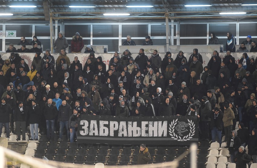 11, 6 odsto ispitanih je reklo da su članovi navijačkih grupa