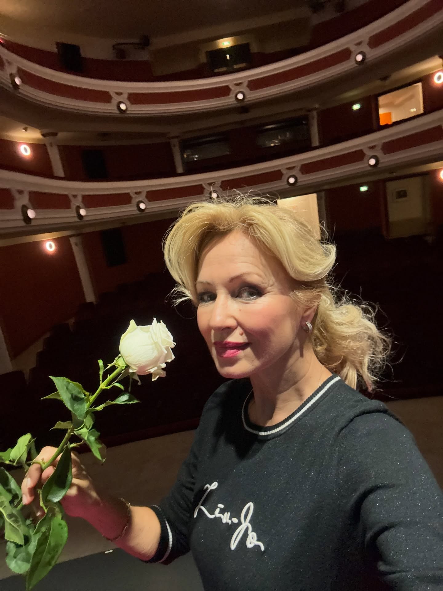 Česká herečka a speváčka Kateřina Brožová.