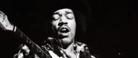 9. Muzyk Jimi Hendrix zmarł w 1970 roku w wieku 27 lat. W 2011 roku zarobił 7 milionów dolarów.