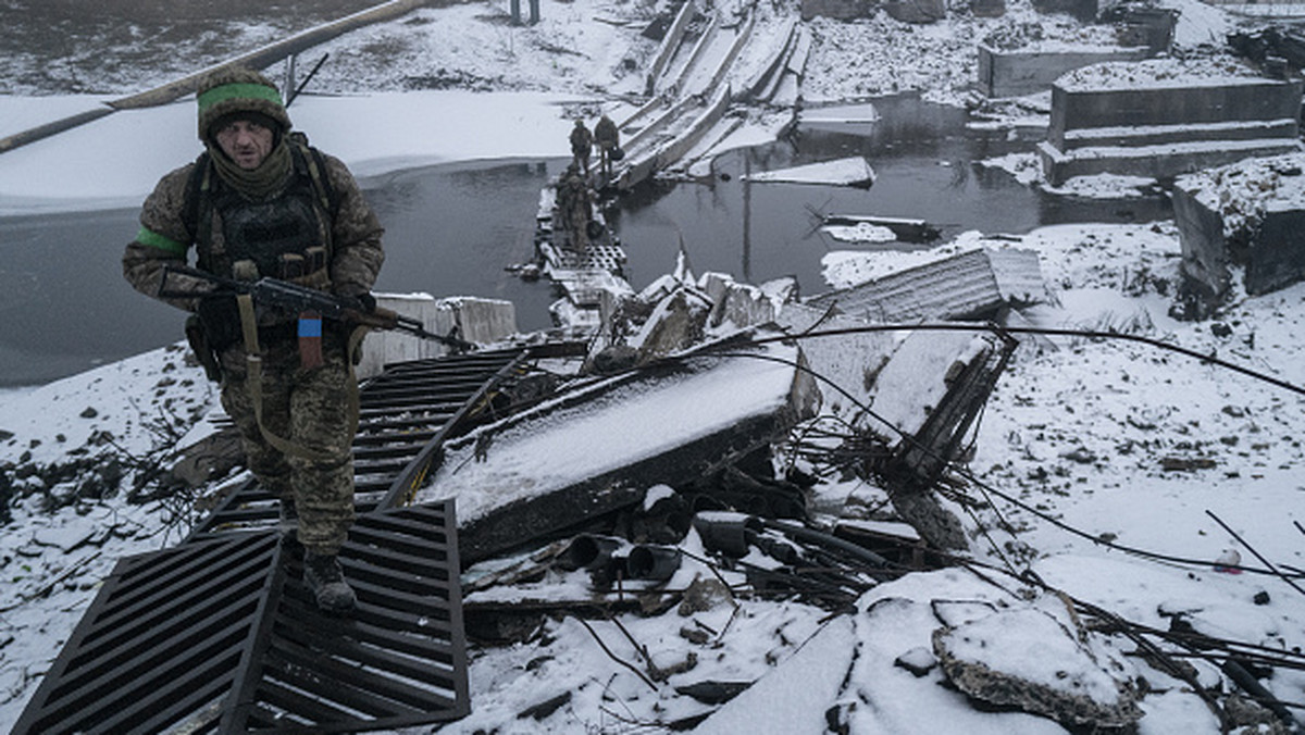 Zdziesiątkowana armia kryminalistów ucieka spod Bachmutu. "Ogromne straty Ukraińców"