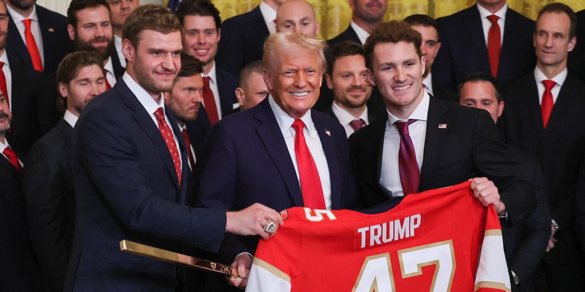 Donald Trump spotkał się z hokeistami Florida Panthers.