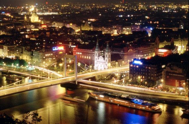 Galeria Węgry - Budapeszt nocą, obrazek 17