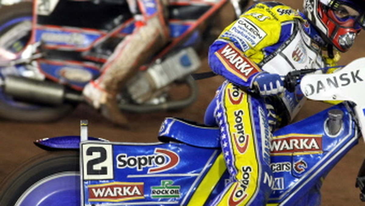 Tomasz Gollob we wspaniałym stylu wygrał Nordyckie Grand Prix na żużlu i na dwie imprezy przed zakończeniem rywalizacji jest bardzo bliski wywalczenia pierwszego w karierze tytułu mistrza świata. W duńskim Vojens Polak przewyższał rywali o głowę. Nie dał się pokonać w żadnym biegu.