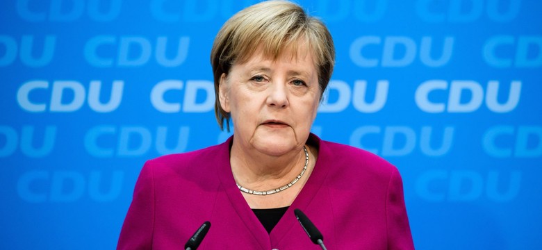 Francuska prasa pisze o "początku końca Angeli Merkel". Komentatorzy straszą też widmem Weimaru i remilitaryzacją Niemiec