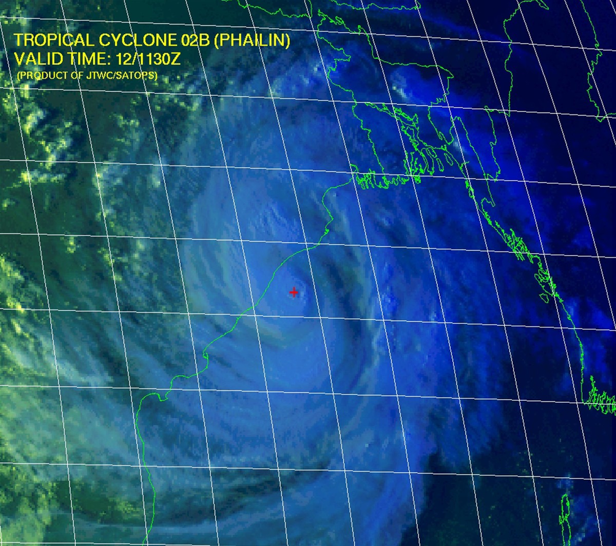 Cyklon Phailin na zdjęciach sateitarnych