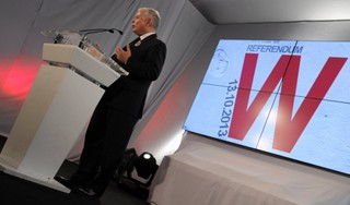 Powstańcy o 'Godzinie W' na plakacie PiS przeciw Gronkiewicz-Waltz