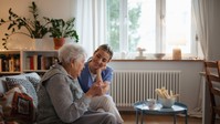 Így változik a viselkedés, amikor az Alzheimer-kór megjelenik – egy neurológus az első jelekről beszél című cikk nyitóképe