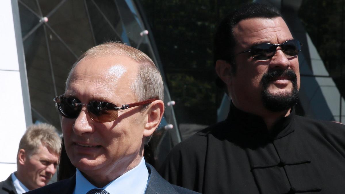 President Putin visits Primorye Oceanarium