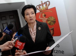 Gronkiewicz-Waltz oszczędza, ale grosze