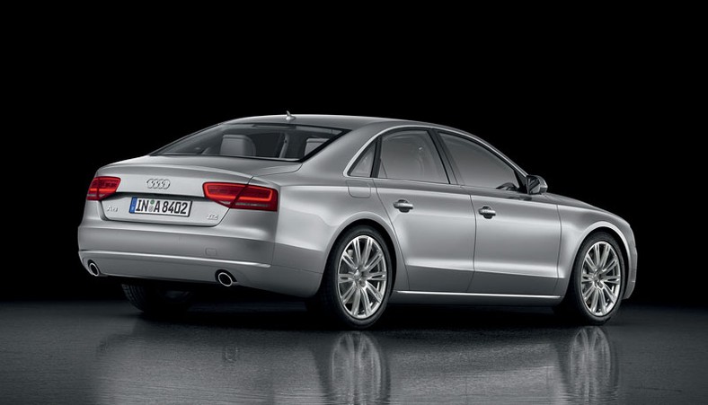 Nowe Audi A8: pierwsze zdjęcia i informacje