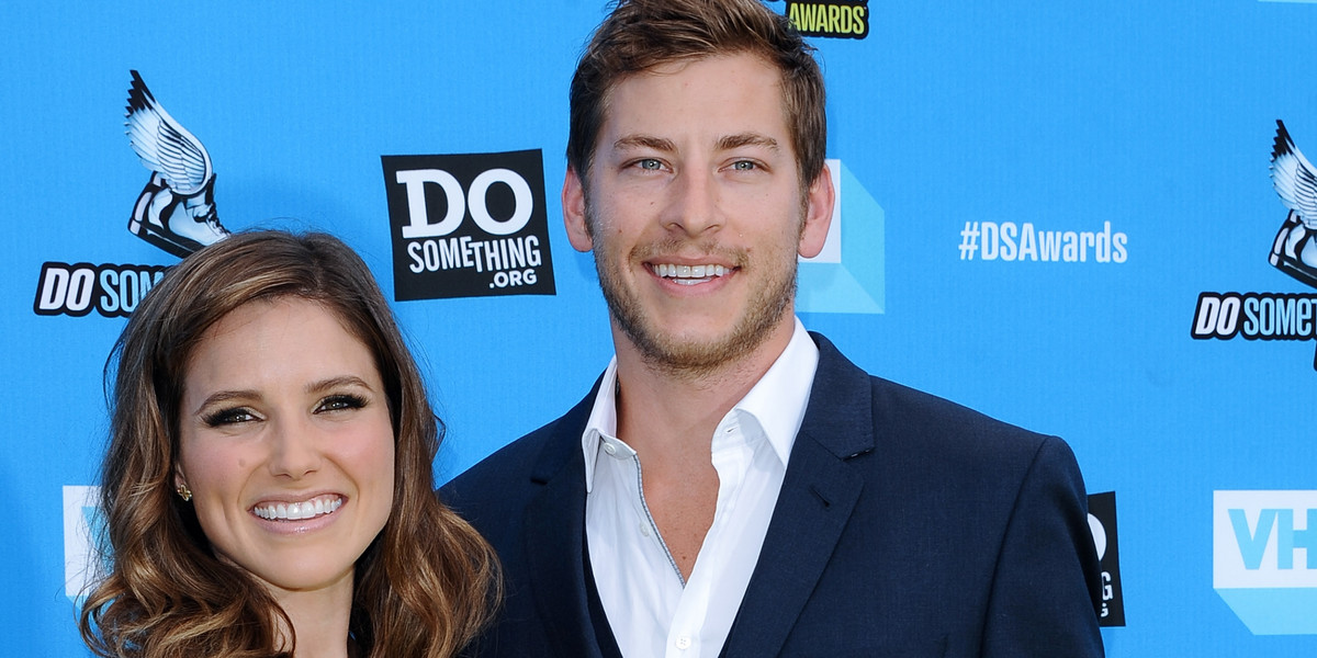 Dan Fredinburg, Sophia Bush