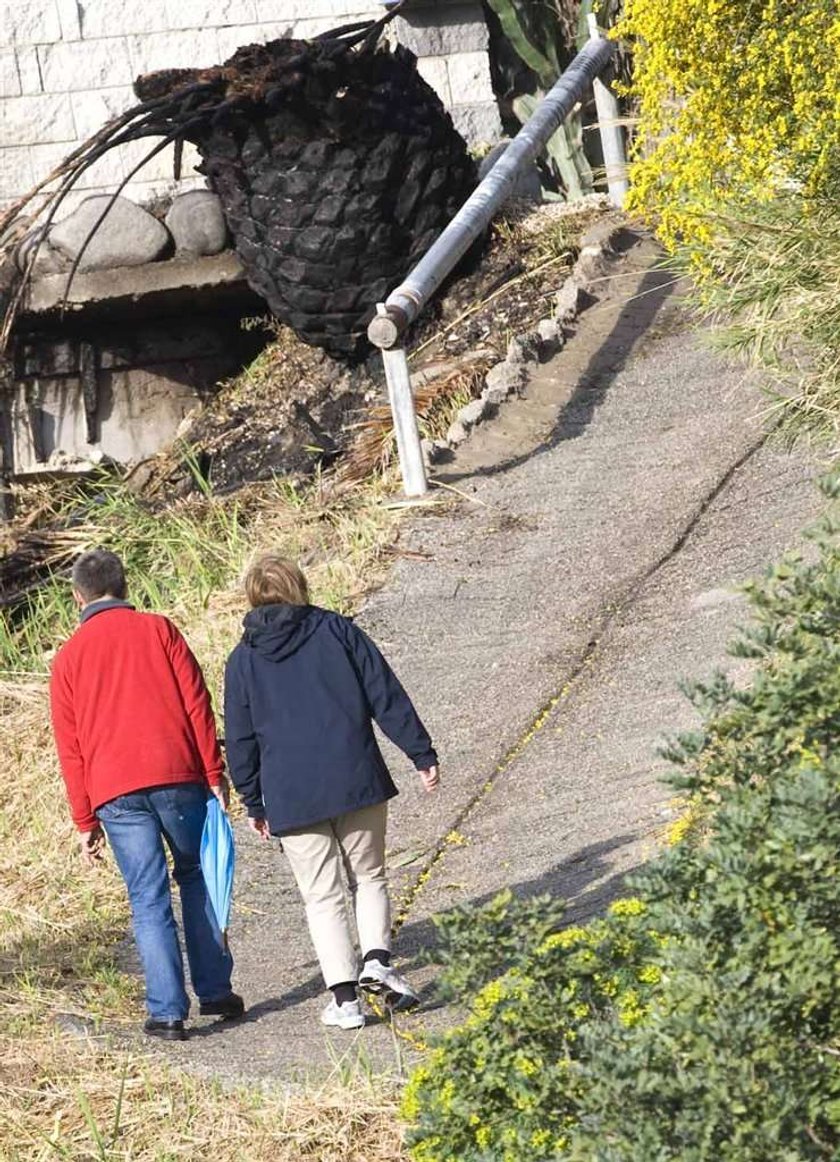 Merkelową cisnęła skarpeta. MOCNE ZDJĘCIA