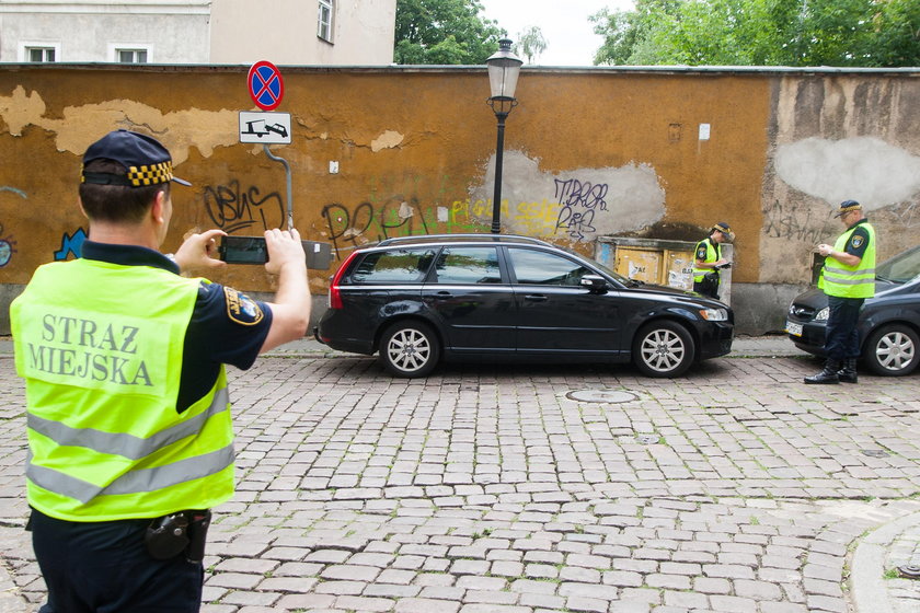 Strażnicy dostali smartfony. Będą działać szybciej