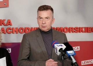 Posłowie Lewicy o odejściu piątki parlamentarzystów: Powinni złożyć mandaty