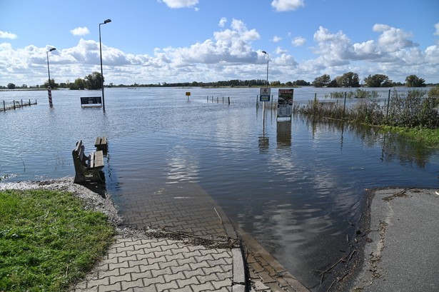 Odra wciąż stanowi zagrożenie. IMGW ostrzega przed powodzią